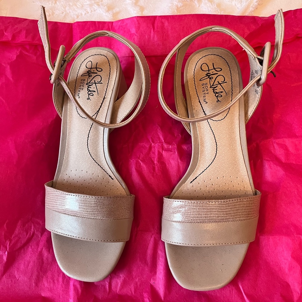 Ankle wrap sandles